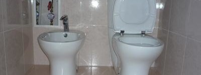 Ошибки дорого обойдутся: как правильно подобрать расстояние между биде и унитазом при установке?